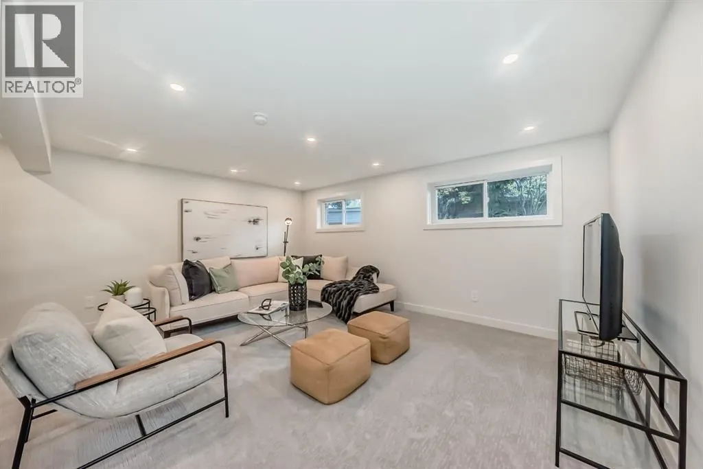 26 Dalgetty Place NW