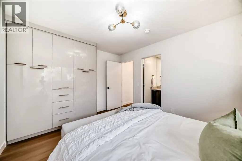 26 Dalgetty Place NW