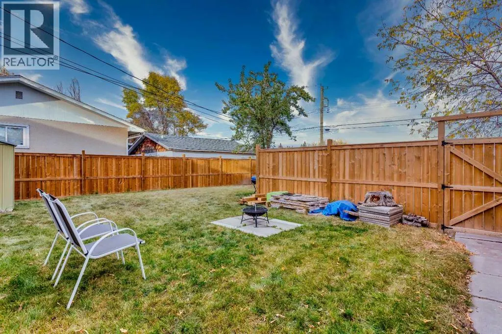 119 Maranda Close NE