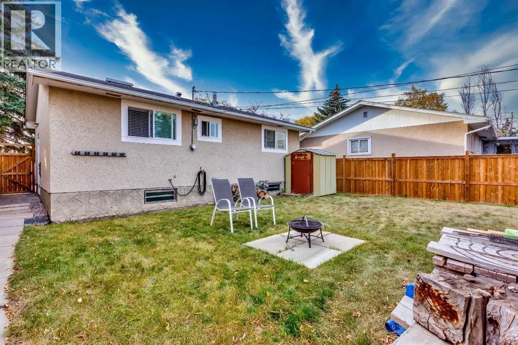 119 Maranda Close NE