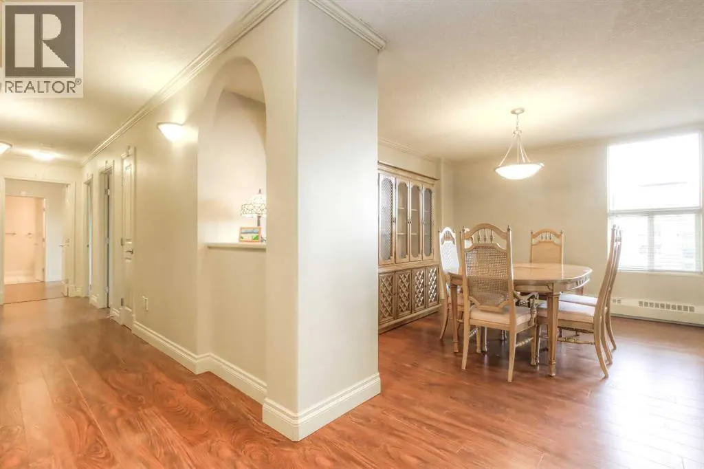 804, 4603 Varsity Drive NW