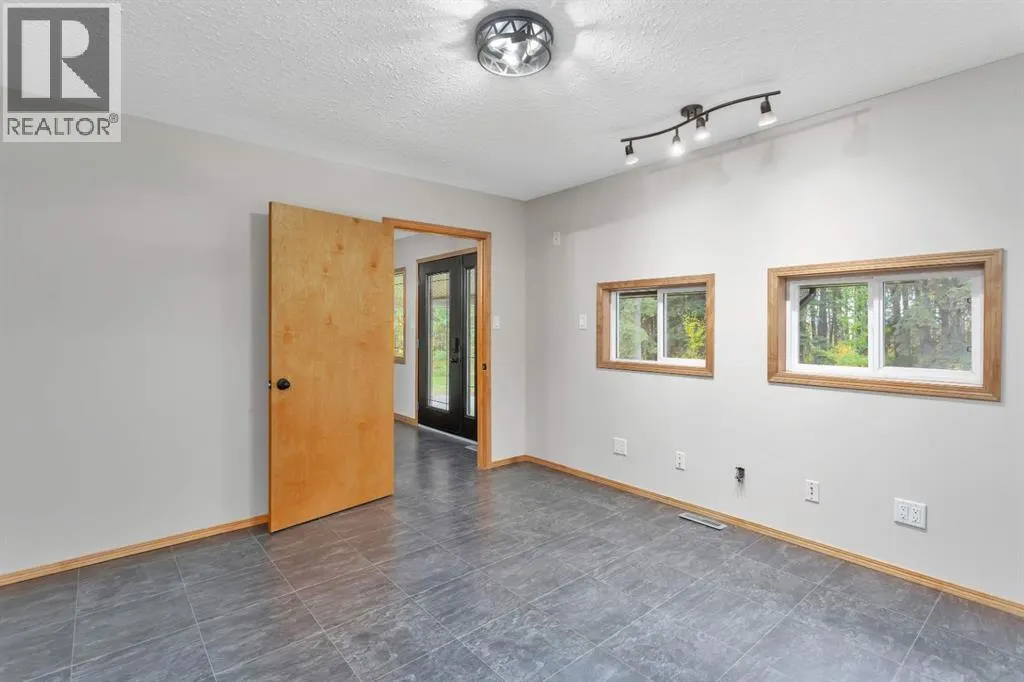 390055 Range Road 7-0