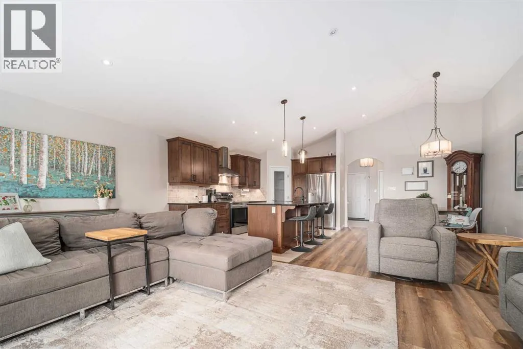 227 Mt Sundial Court W