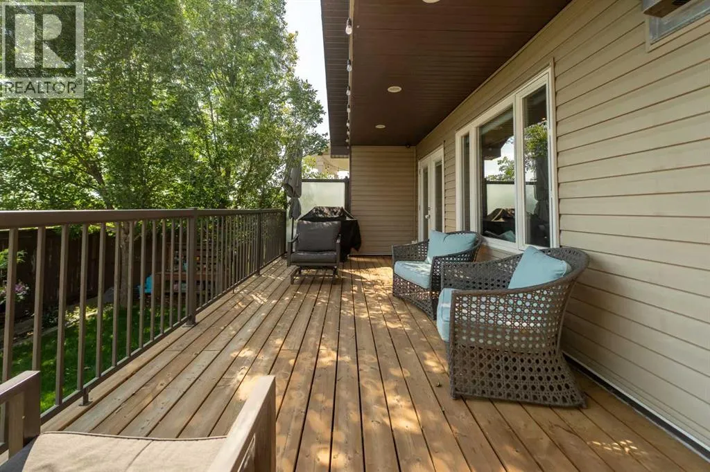 227 Mt Sundial Court W