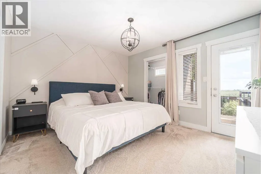 227 Mt Sundial Court W