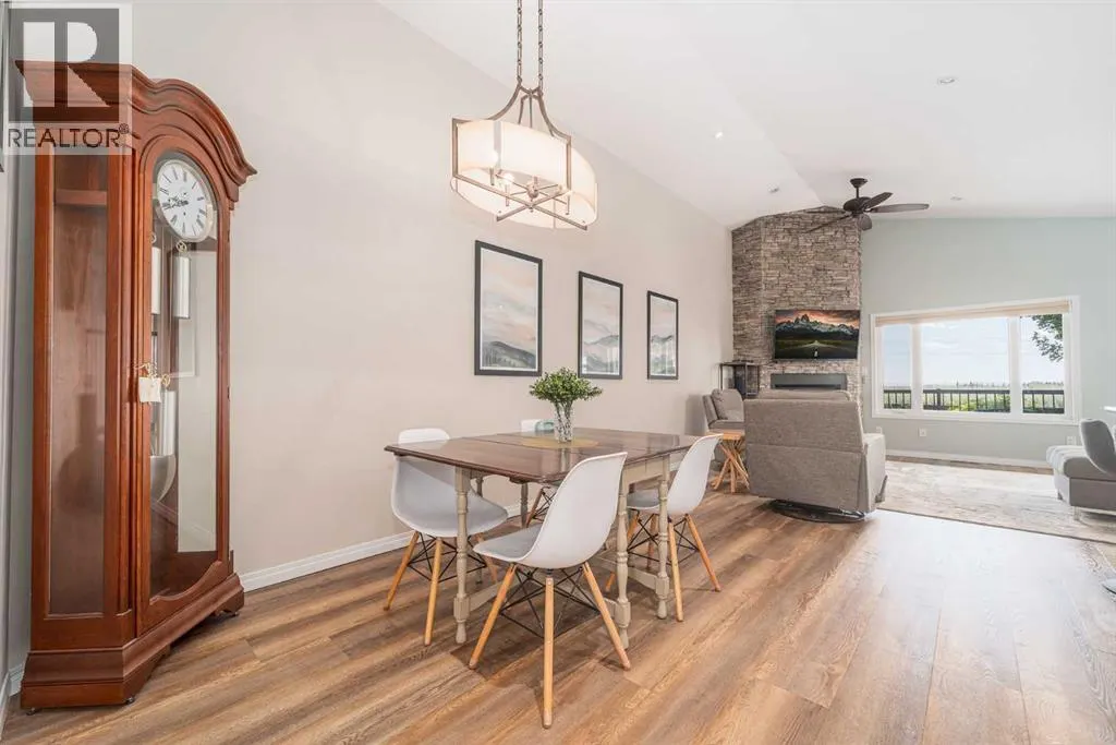 227 Mt Sundial Court W