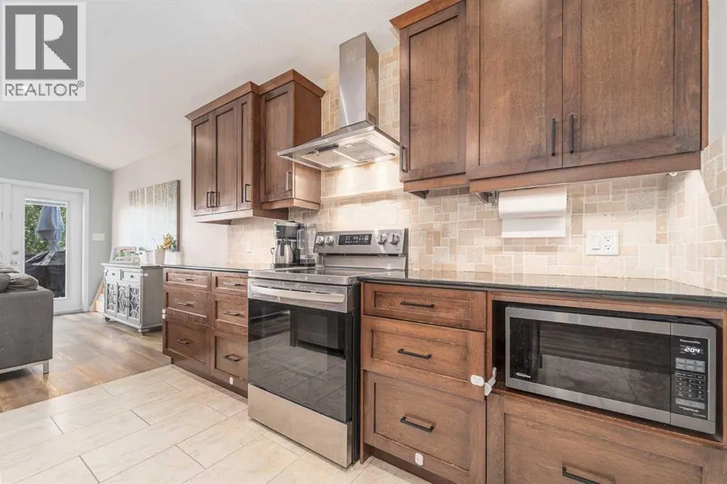 227 Mt Sundial Court W