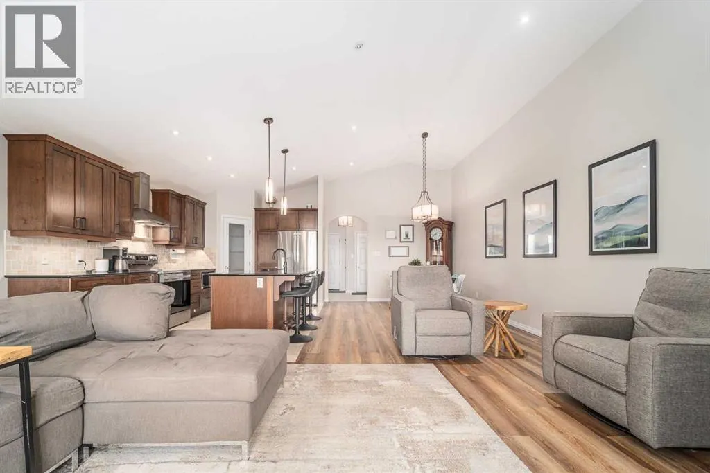 227 Mt Sundial Court W