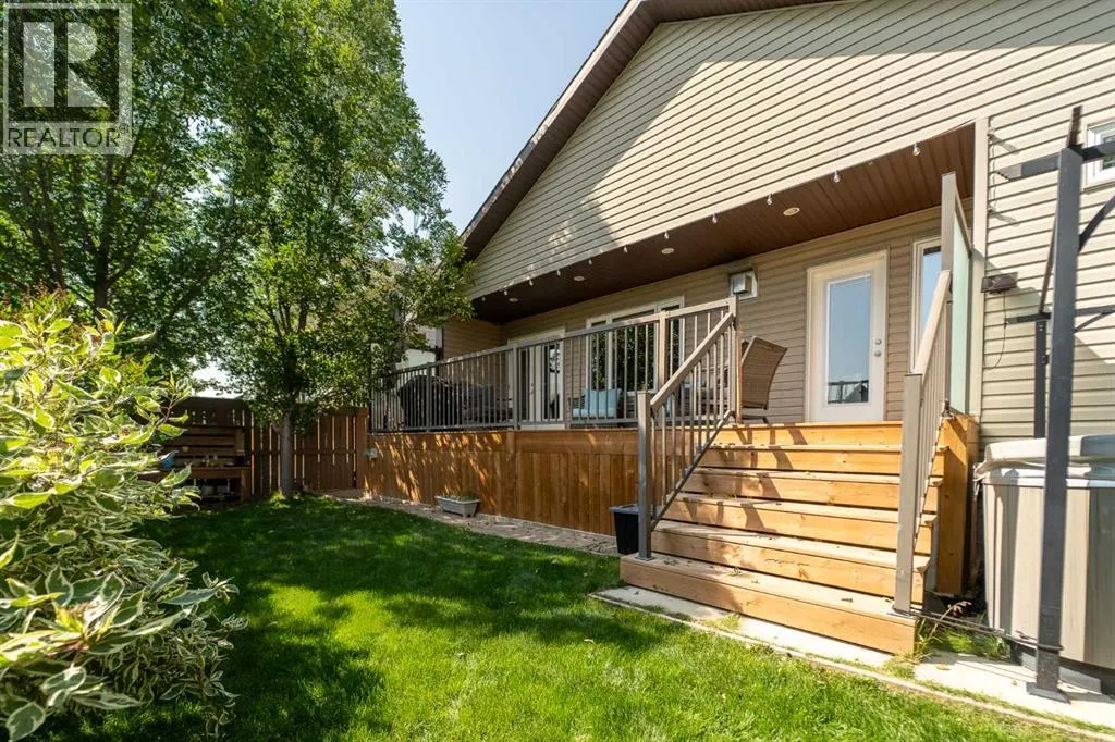 227 Mt Sundial Court W