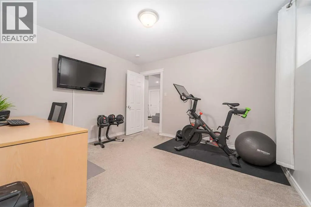 227 Mt Sundial Court W