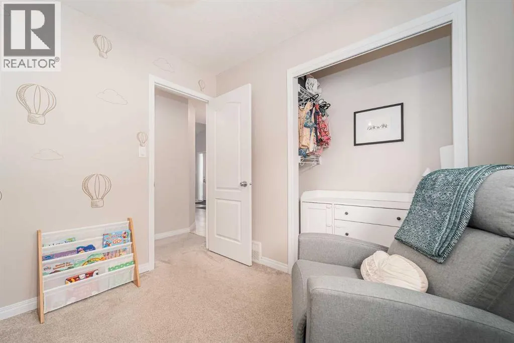 227 Mt Sundial Court W