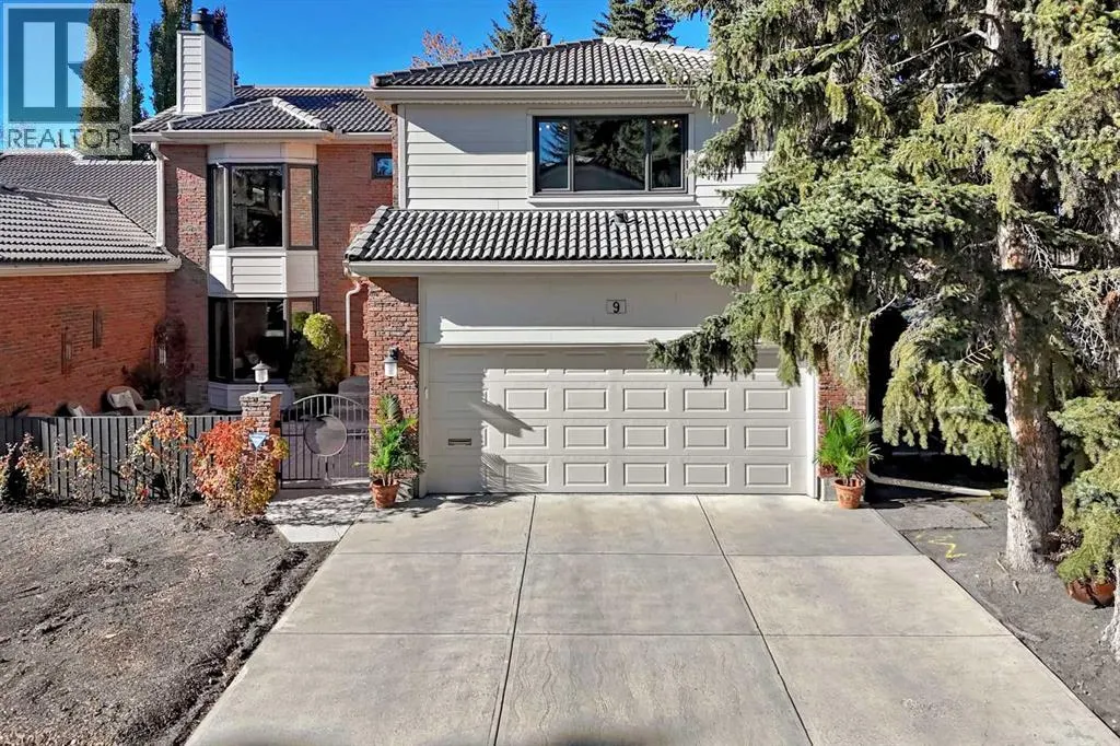 9, 35 Oakmount Court SW