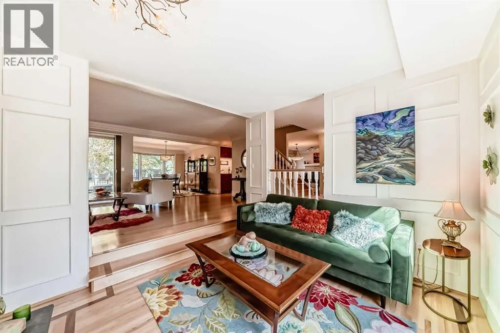 9, 35 Oakmount Court SW