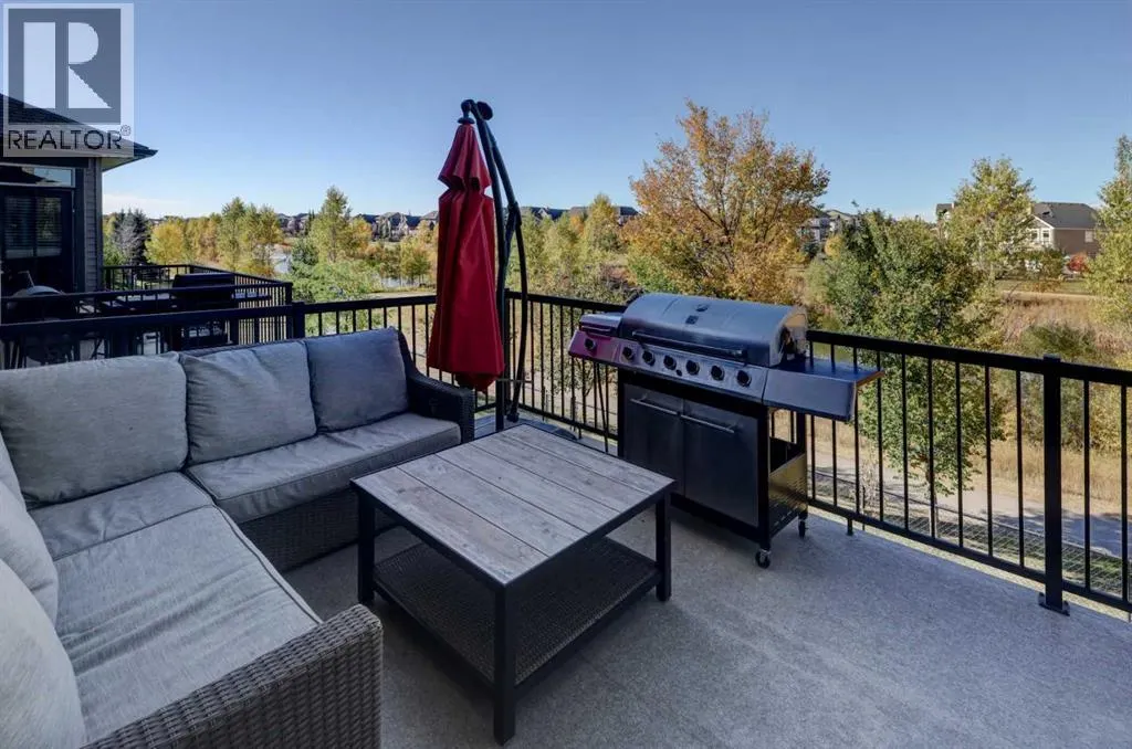 213 Kingsmere Cove SE