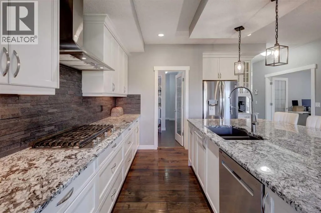 213 Kingsmere Cove SE