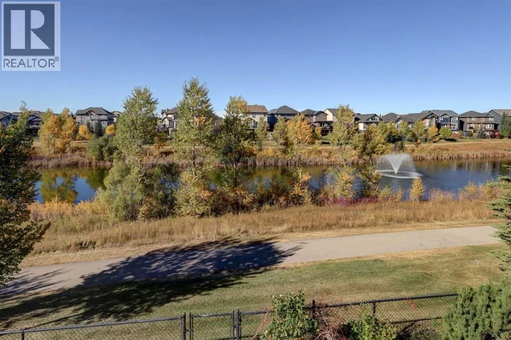213 Kingsmere Cove SE