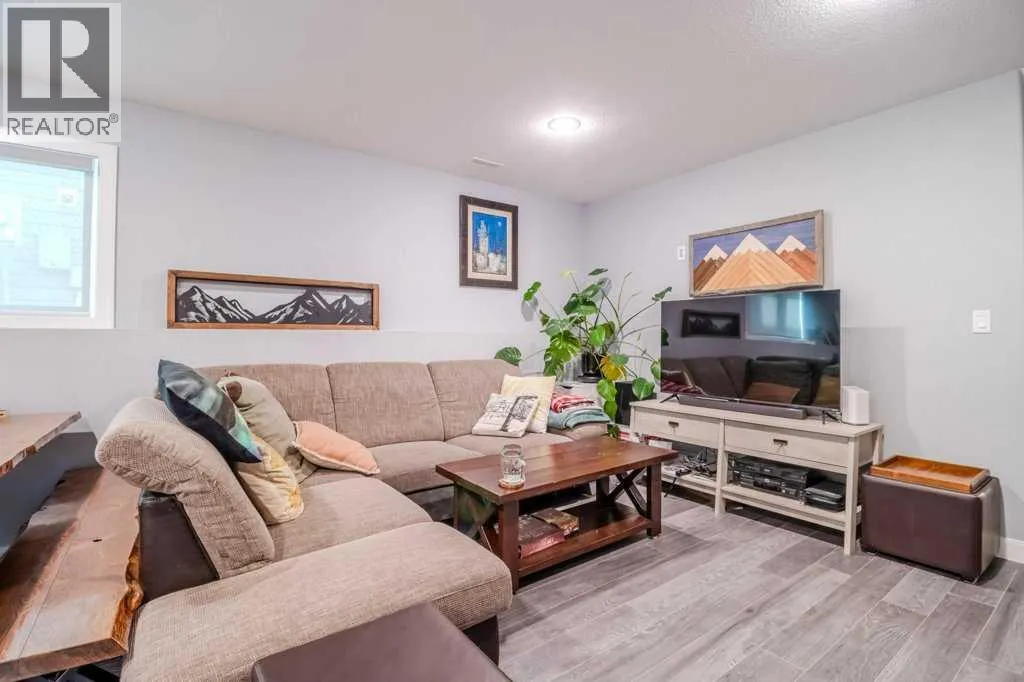43 Windermere Close
