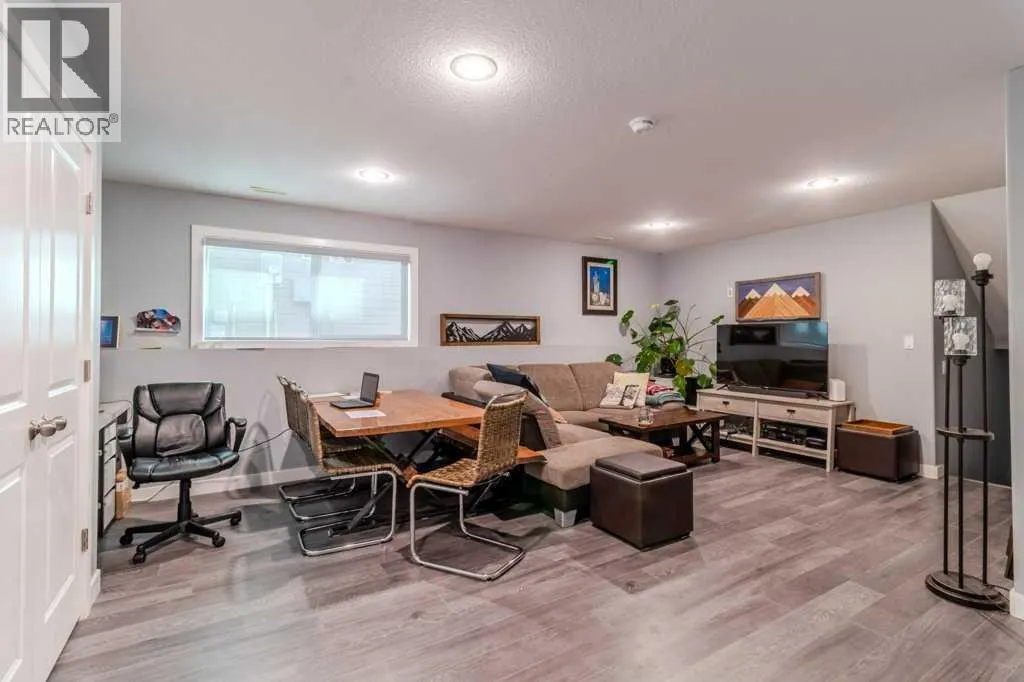 43 Windermere Close