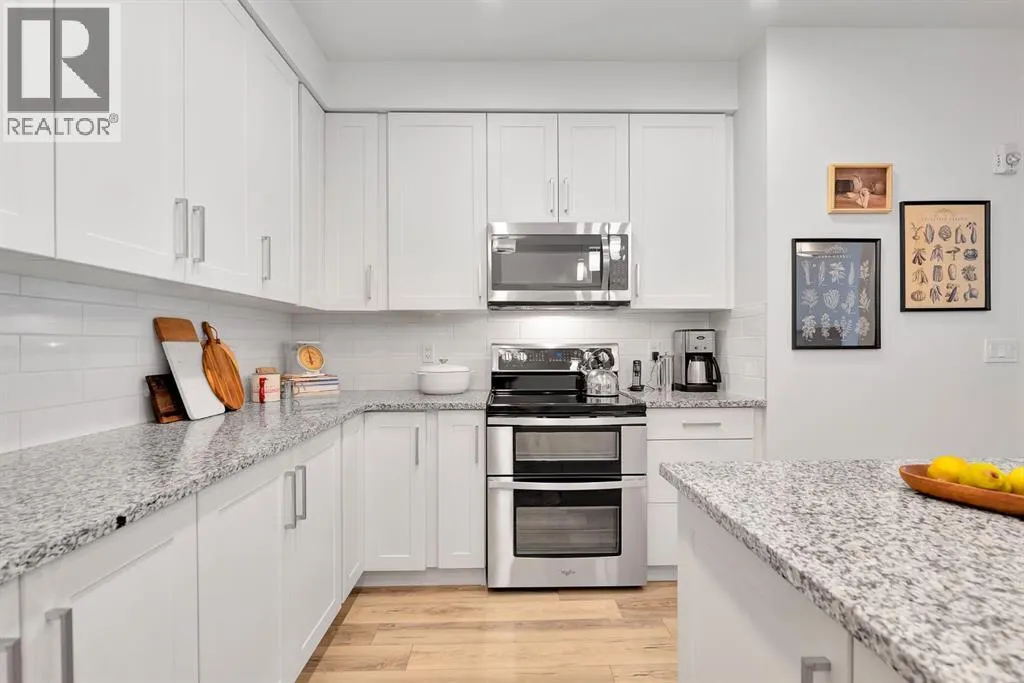 201, 20 Mahogany Mews SE