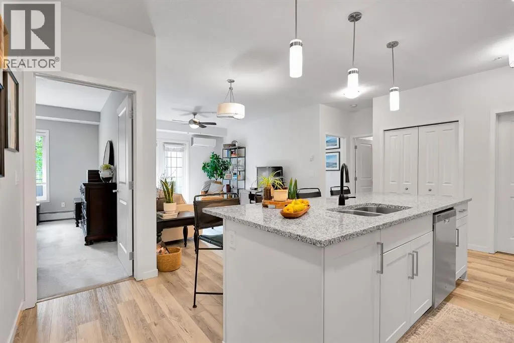 201, 20 Mahogany Mews SE