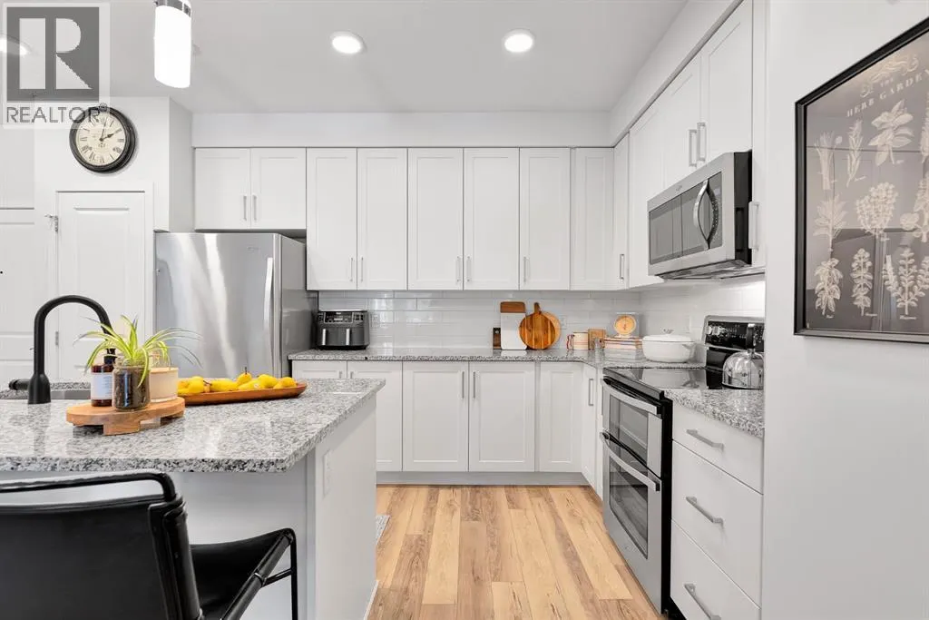 201, 20 Mahogany Mews SE