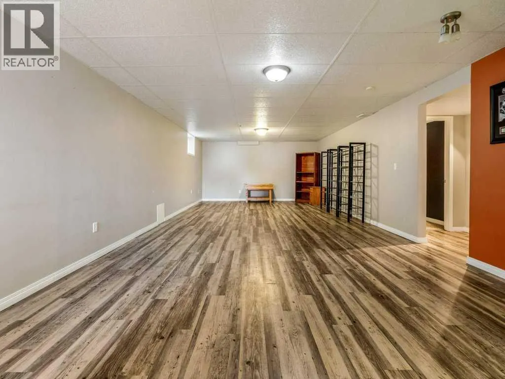 48 Aberdeen Road W