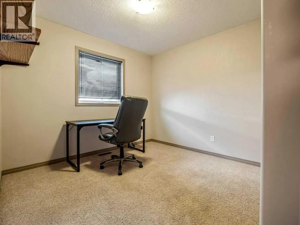 48 Aberdeen Road W