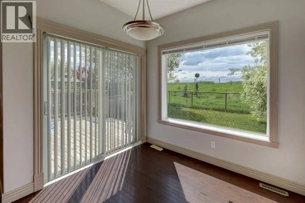 112 Cougarstone Manor SW