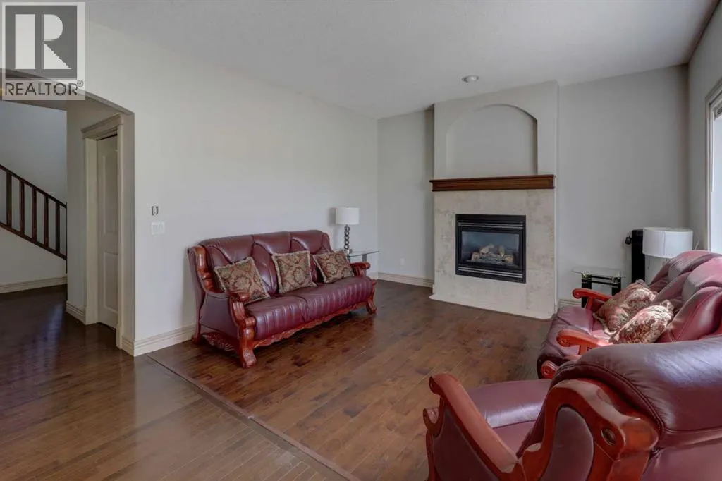 112 Cougarstone Manor SW