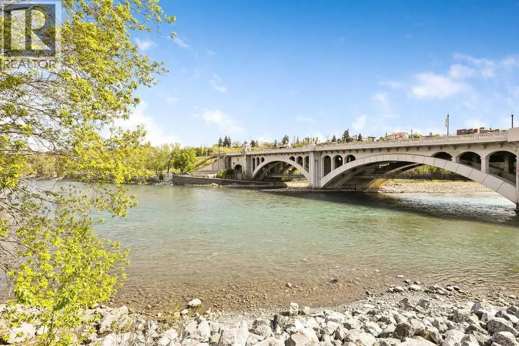 451, 222 Riverfront Avenue SW
