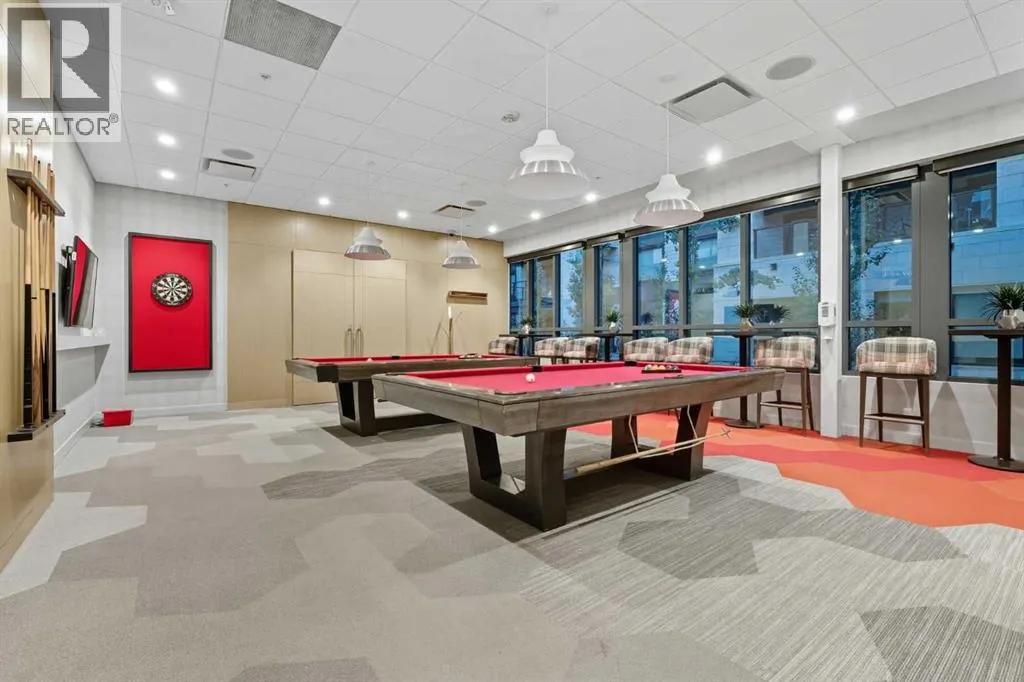 304, 122 Mahogany Centre SE