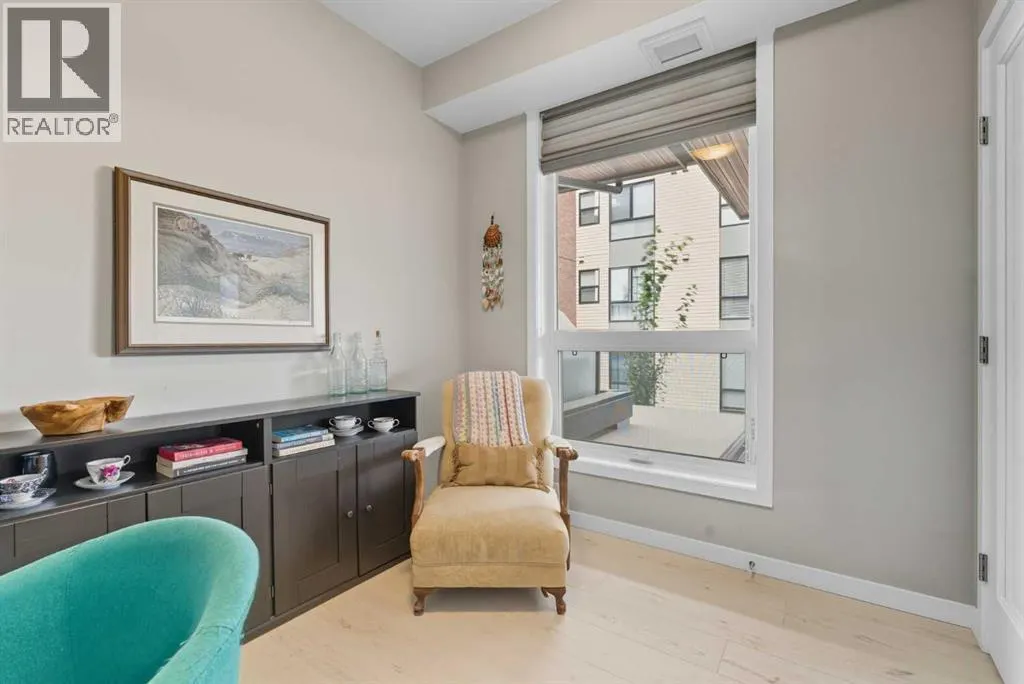 304, 122 Mahogany Centre SE