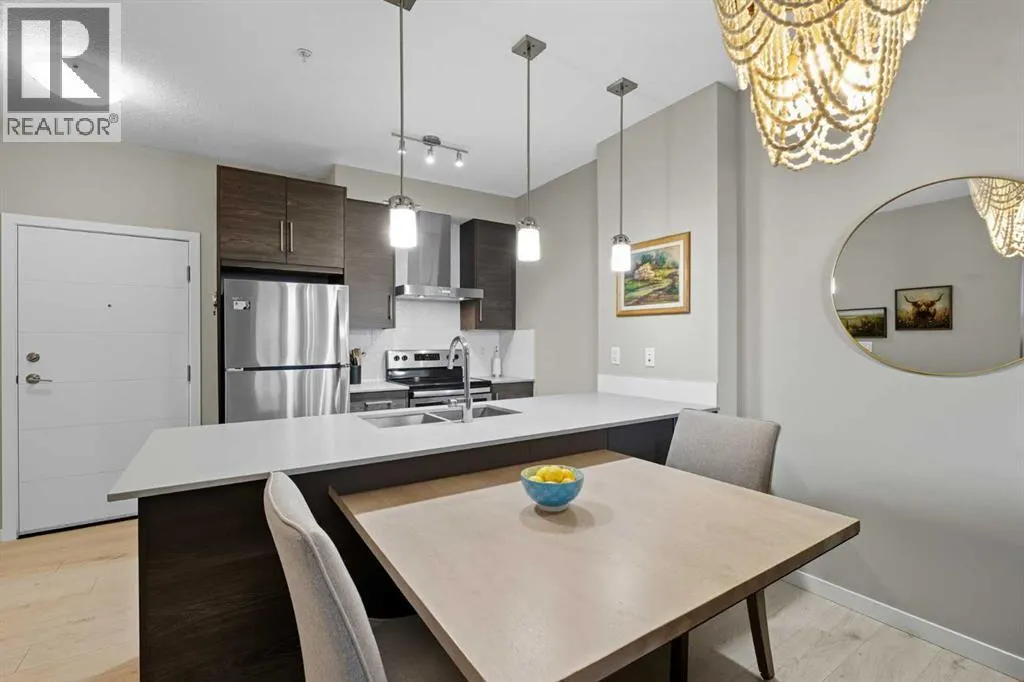 304, 122 Mahogany Centre SE