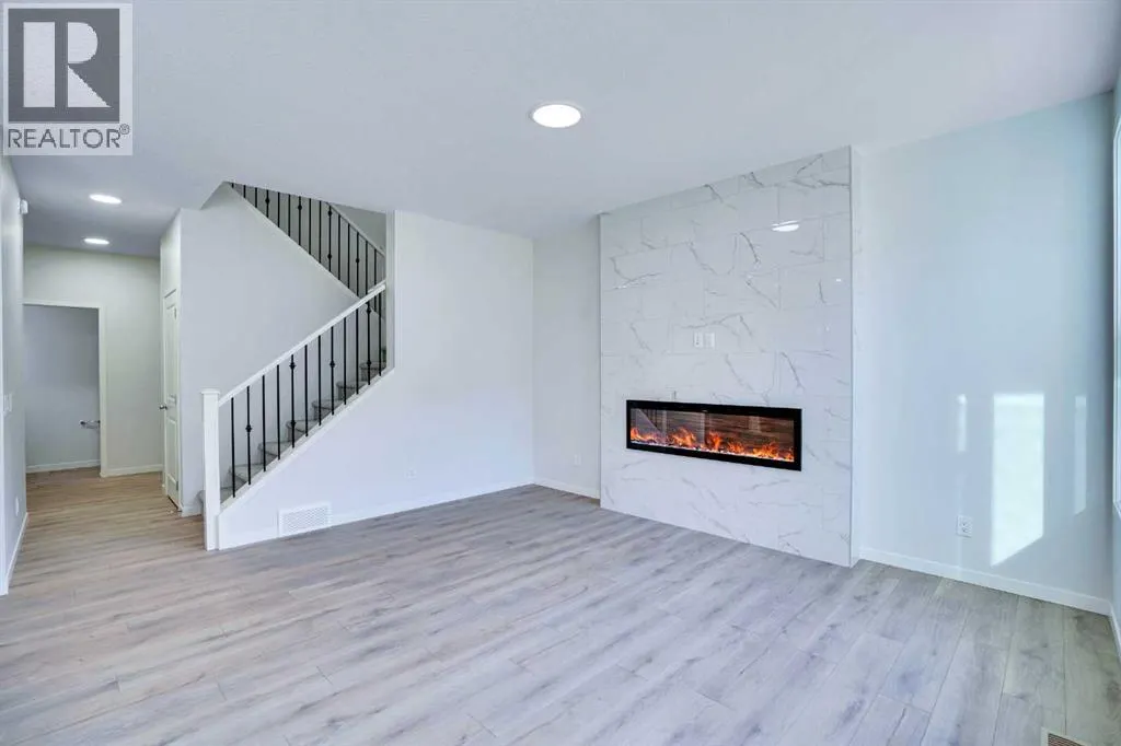 312 Edith Place NW