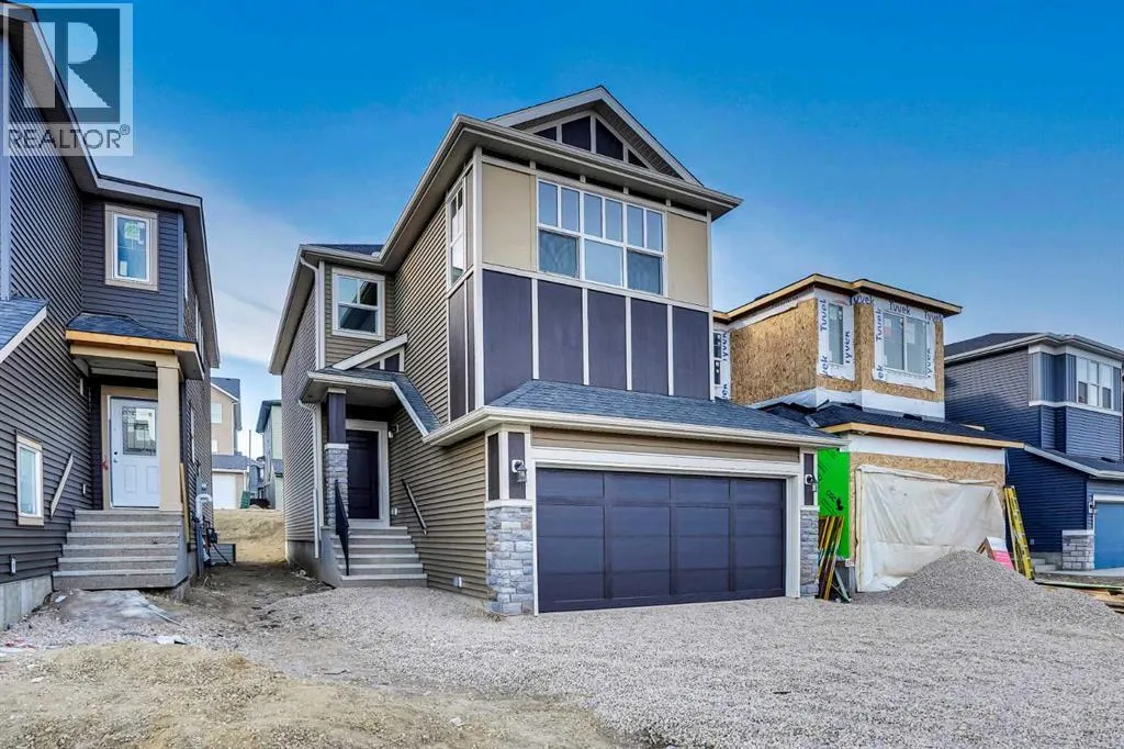 312 Edith Place NW