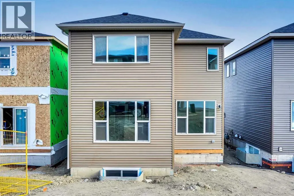 312 Edith Place NW