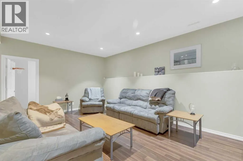63 Vincent Close