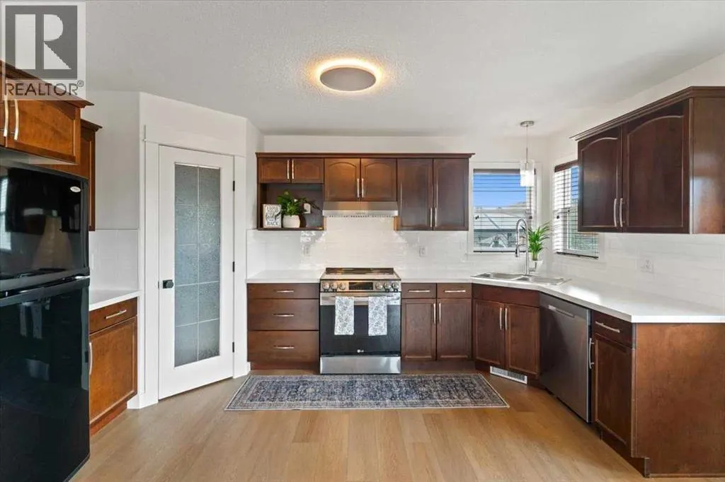9526 Willow Drive