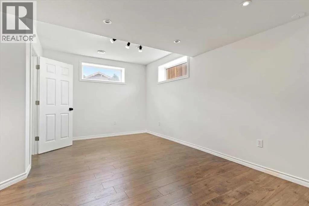 9526 Willow Drive