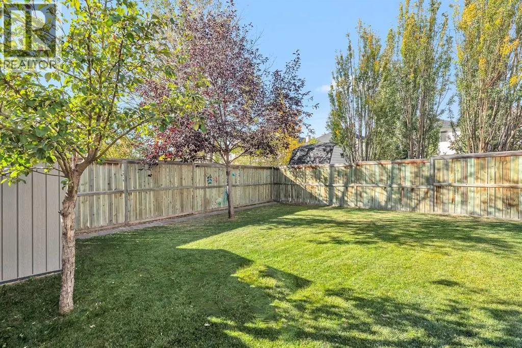 138 Panamount Gardens NW