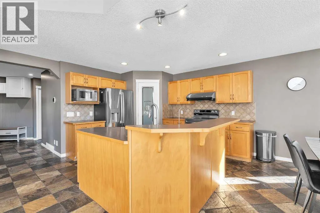 138 Panamount Gardens NW