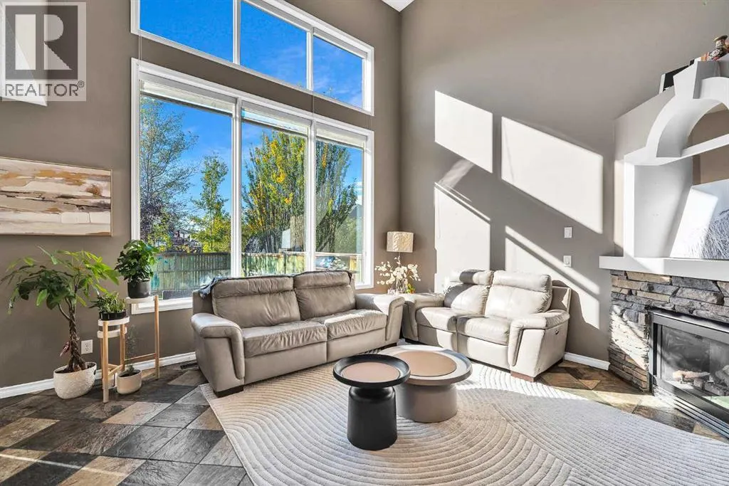 138 Panamount Gardens NW