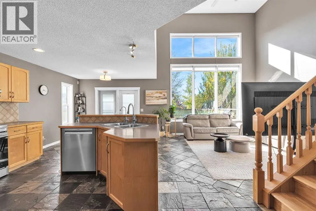 138 Panamount Gardens NW