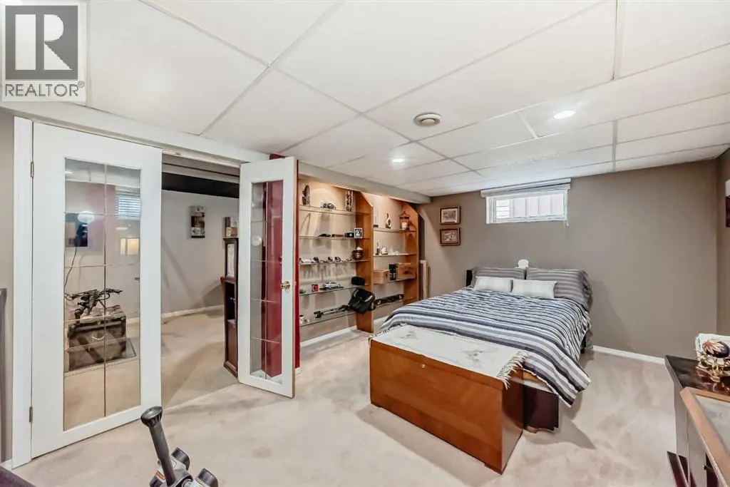 126 Springwood Drive SW
