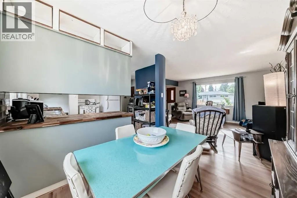 126 Springwood Drive SW