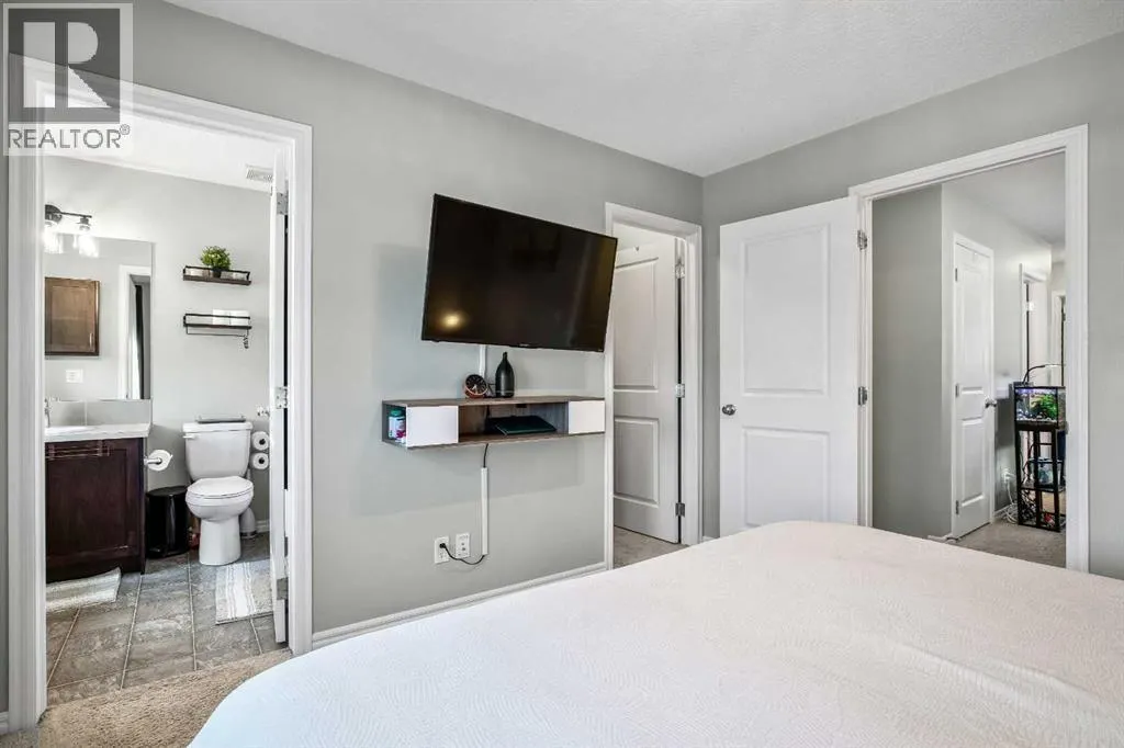 178 Legacy Mews SE