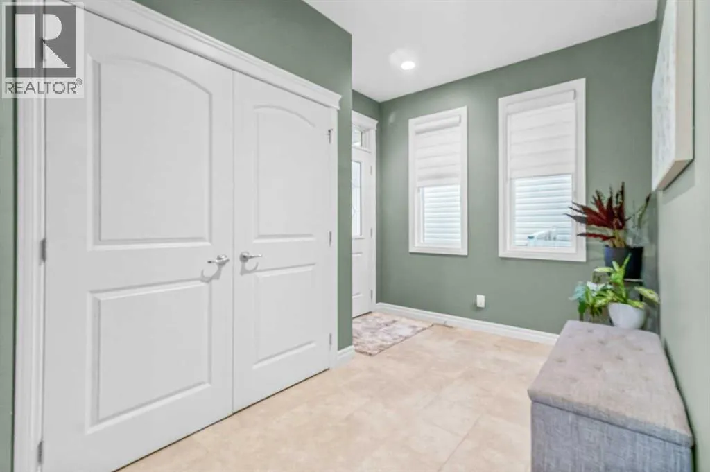 262 Hillcrest Circle SW