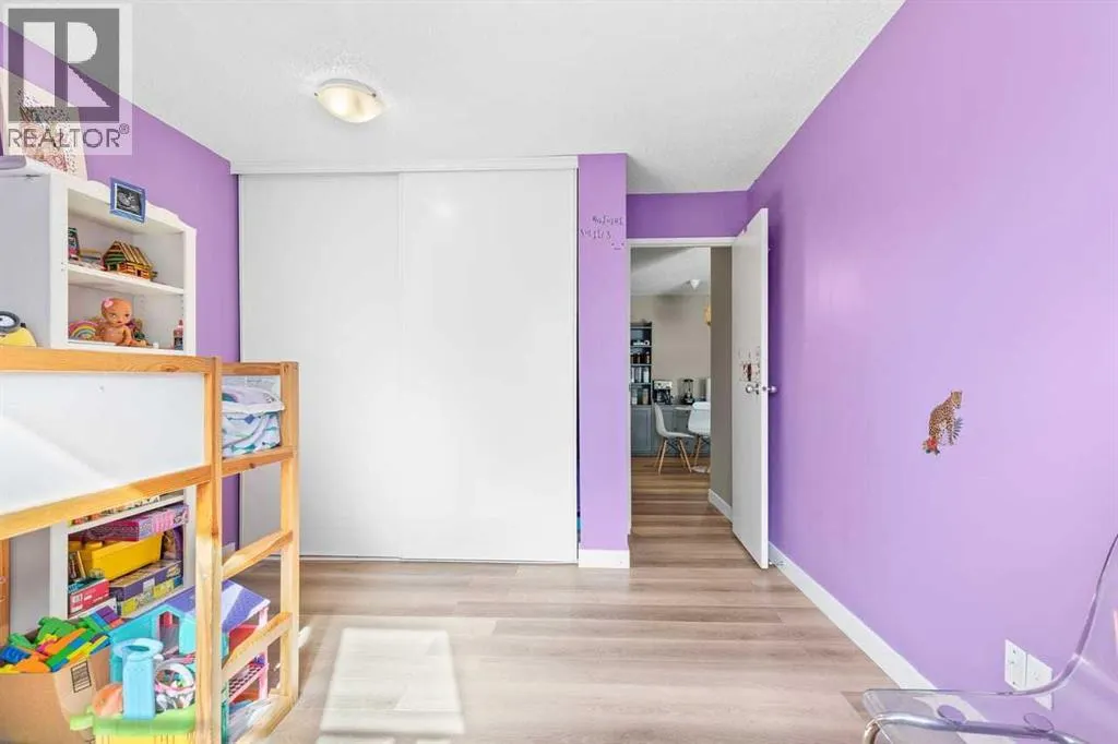 11, 2611 Edenwold Heights NW