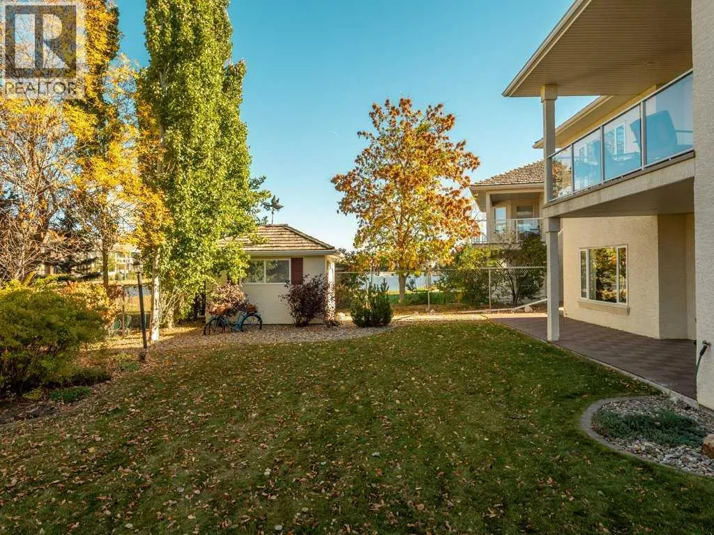 21 Fairmont Park Landing S