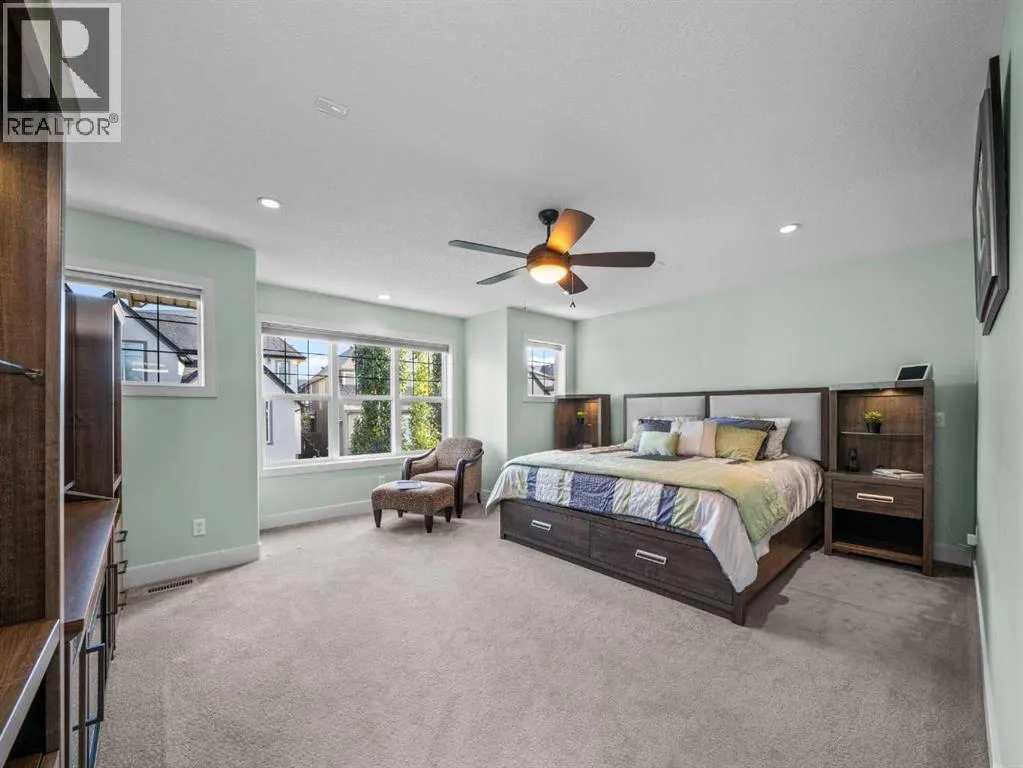 95 Mahogany Manor SE